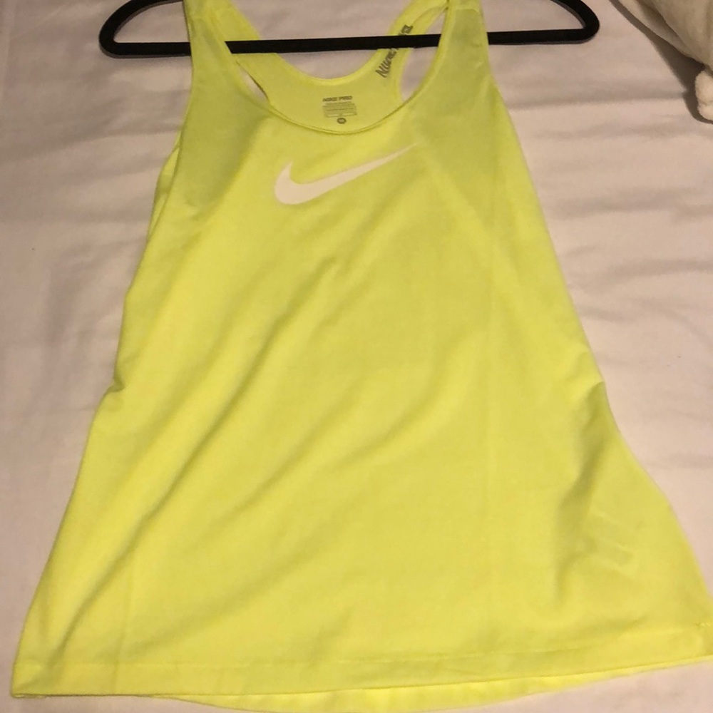 Nike women’s yellow tank top
